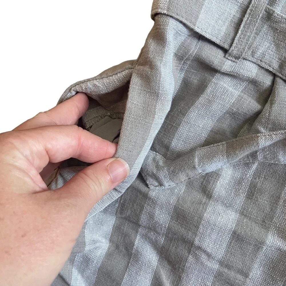 Altar’d State Stripped High Wasted Paper Bag Shorts- Size Medium